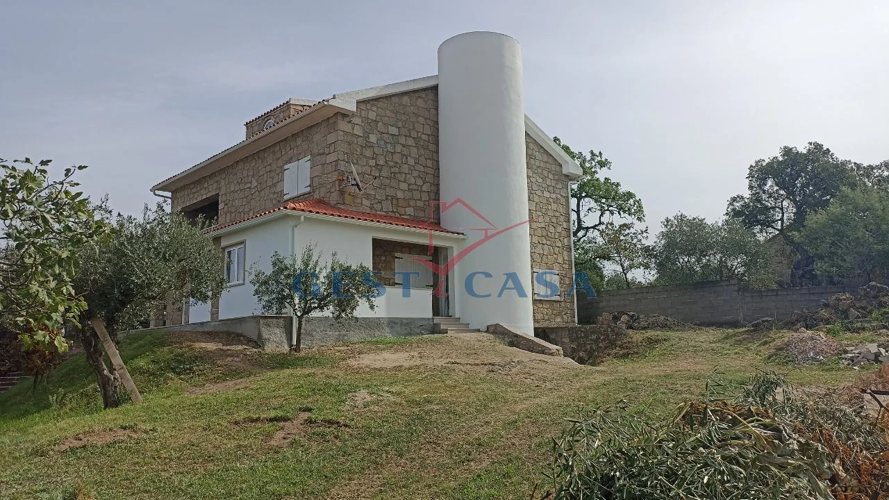 Moradia T4 para Venda em Castelo Branco Foto 2