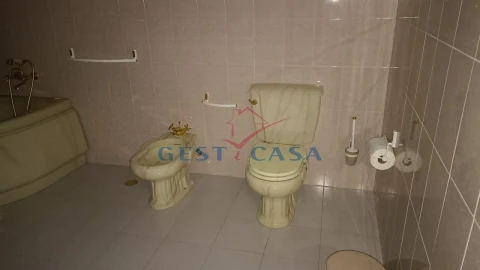 Moradia T4 para Venda em Castelo Branco