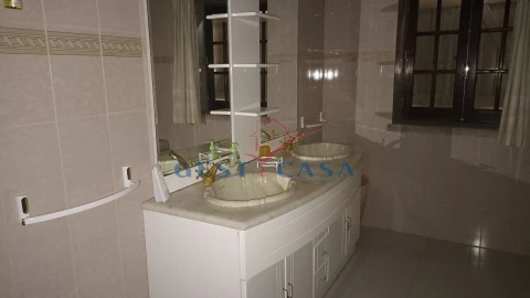 Moradia T4 para Venda em Castelo Branco