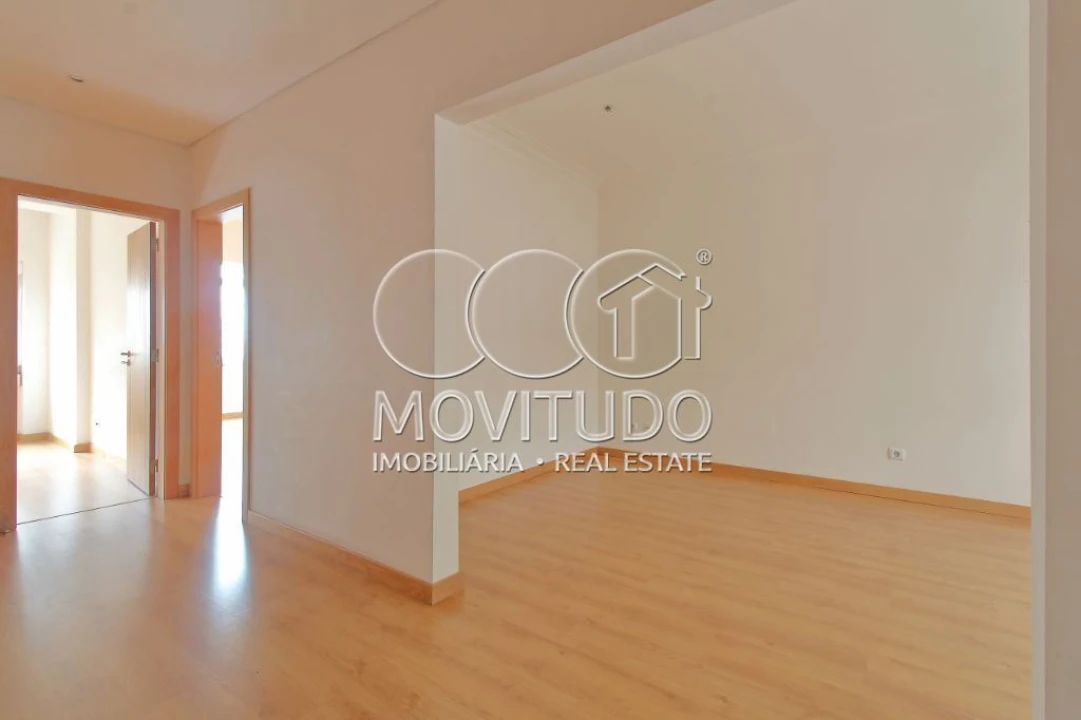 Apartamento T2 para Venda em Arroios Foto 5