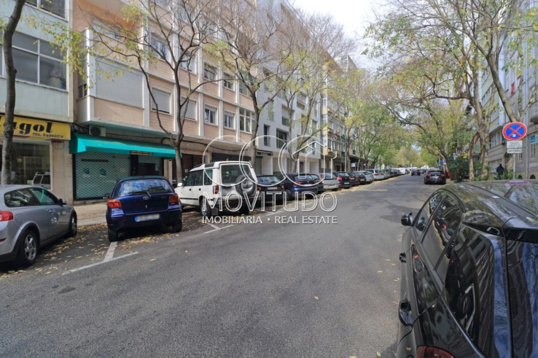 Apartamento T2 para Venda em Arroios Foto 15