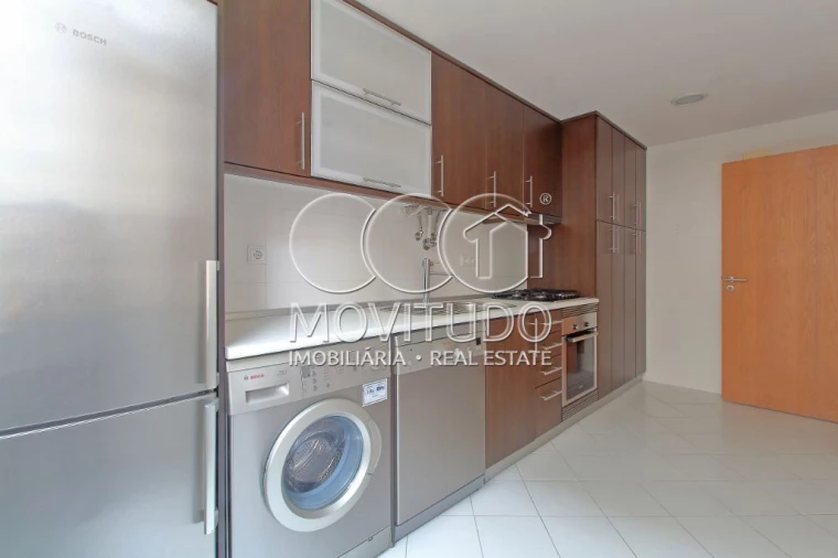 Apartamento T2 para Venda em Arroios Foto 4