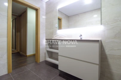 Apartamento T2 para Venda em Cedofeita, Santo Ildefonso, Sé, Miragaia, São Nicolau e Vitória