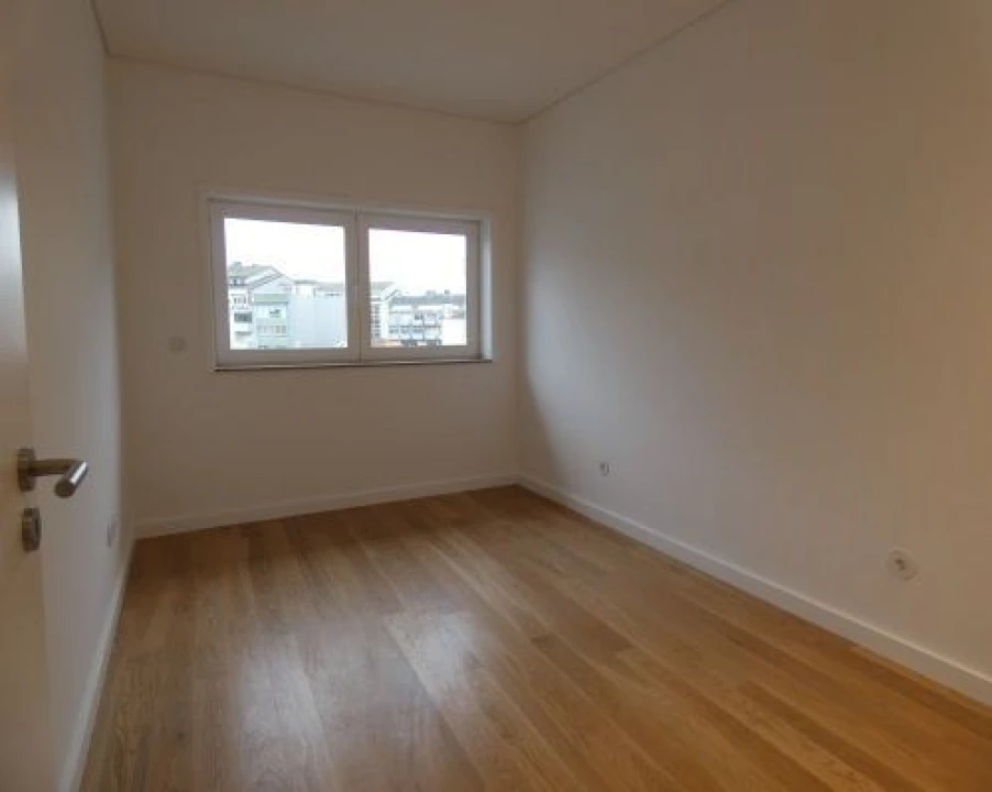 Apartamento T3 para Venda em Cedofeita, Santo Ildefonso, Sé, Miragaia, São Nicolau e Vitória Foto 7