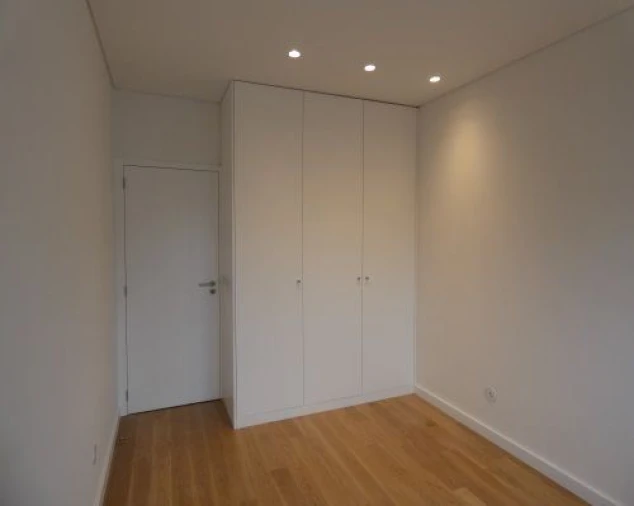 Apartamento T3 para Venda em Cedofeita, Santo Ildefonso, Sé, Miragaia, São Nicolau e Vitória Foto 8