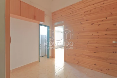 Loja para Arrendamento em Vialonga