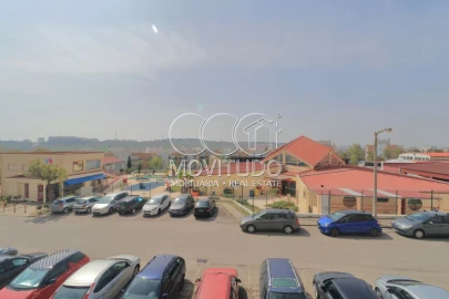 Loja para Arrendamento em Vialonga