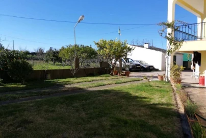 Moradia T6 para Venda em Benquerenças