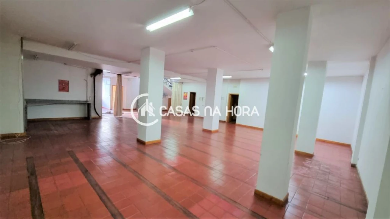 Loja para Venda em Repeses e São Salvador Foto 4