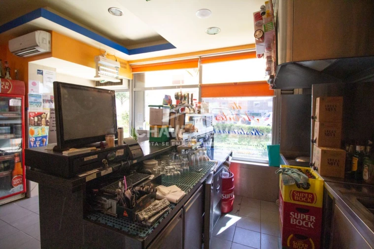 Loja para Trespasse em Avintes Foto 6