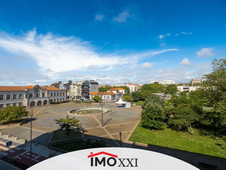 Apartamento T4 para Venda em Espinho Foto 19