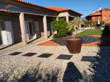 Moradia T6 para Venda em Parada do Bispo e Valdigem