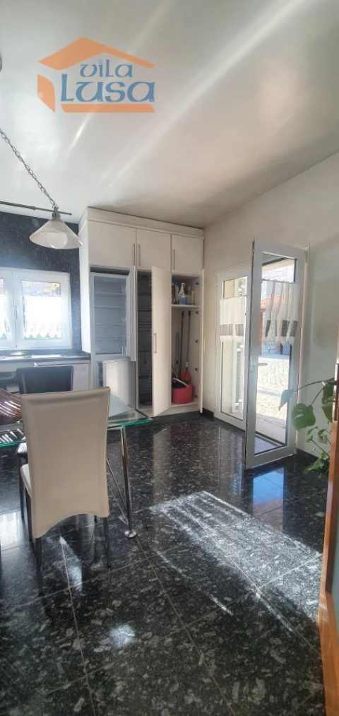 Moradia T6 para Venda em Parada do Bispo e Valdigem