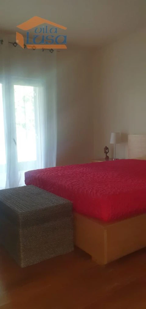 Moradia T6 para Venda em Parada do Bispo e Valdigem