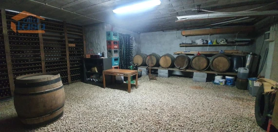 Moradia T6 para Venda em Parada do Bispo e Valdigem