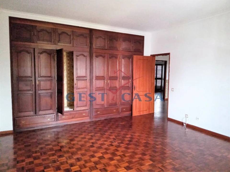 Moradia T5 para Venda em Castelo Branco Foto 11