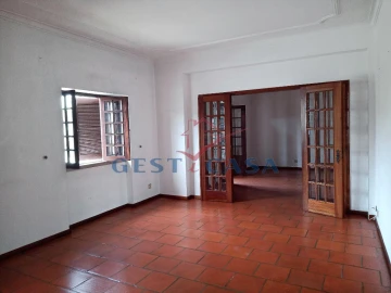 Moradia T5 para Venda em Castelo Branco