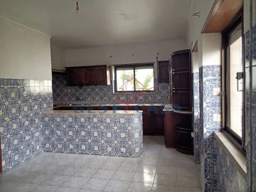 Moradia T5 para Venda em Castelo Branco