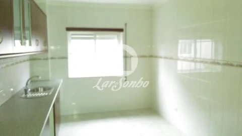 Apartamento T3 para Venda em Poiares (Santo Andre)