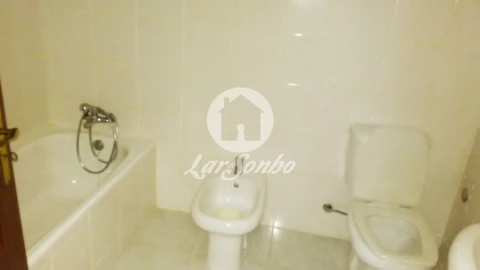 Apartamento T3 para Venda em Poiares (Santo Andre)