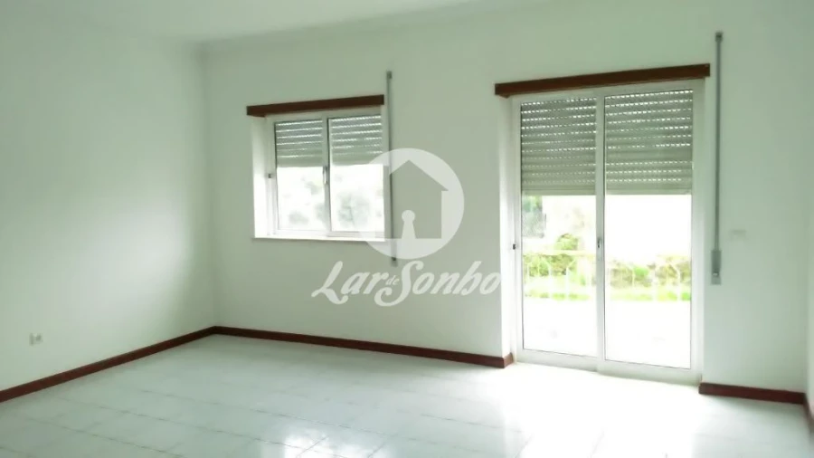 Apartamento T3 para Venda em Poiares (Santo Andre) Foto 2