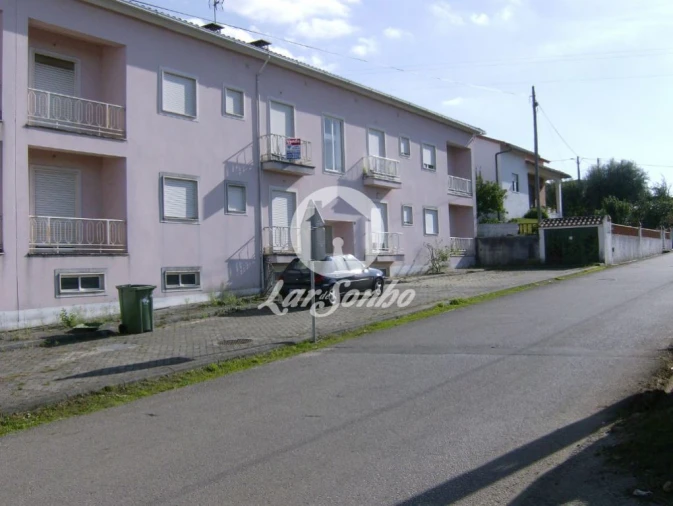 Apartamento T3 para Venda em Poiares (Santo Andre) Foto 12