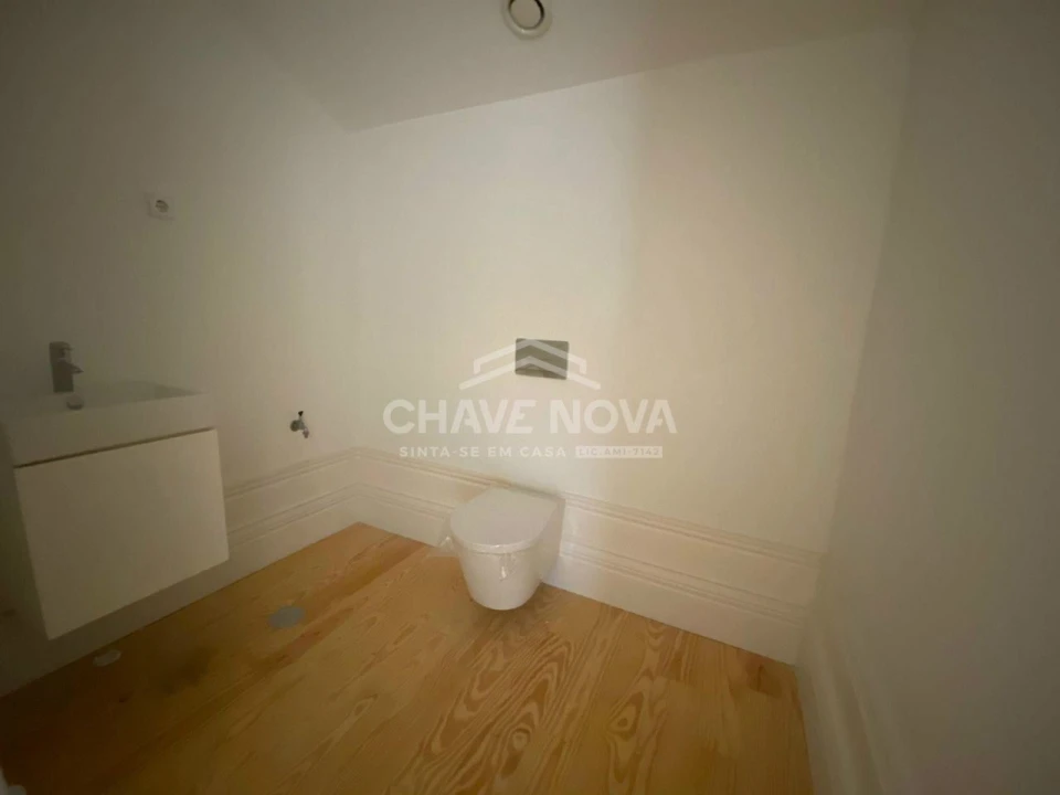 Escritório para Arrendamento em Cedofeita, Santo Ildefonso, Sé, Miragaia, São Nicolau e Vitória Foto 11