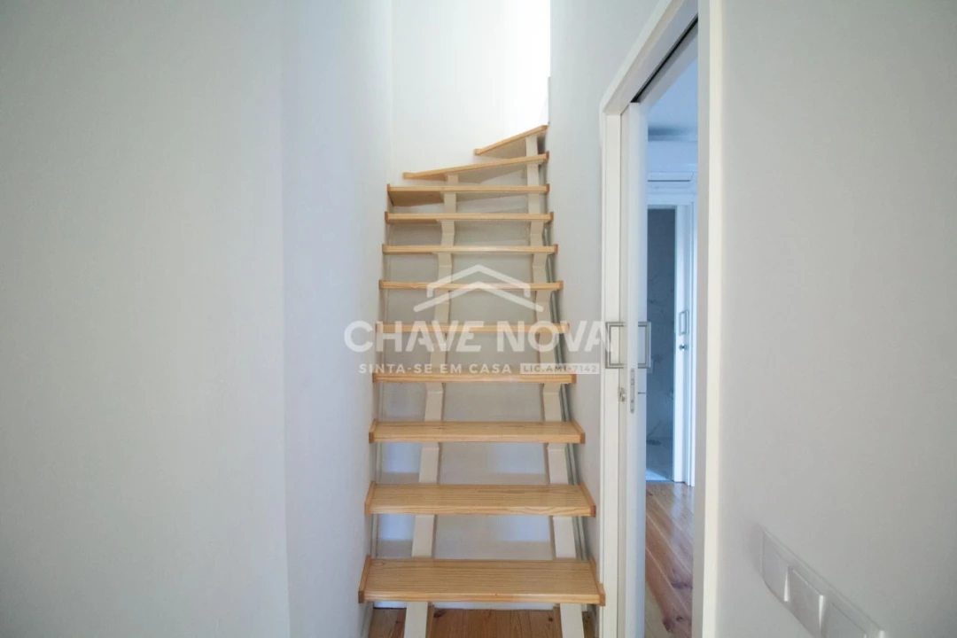 Apartamento T2 para Venda em Cedofeita, Santo Ildefonso, Sé, Miragaia, São Nicolau e Vitória Foto 8