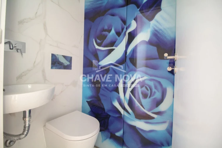 Apartamento T2 para Venda em Cedofeita, Santo Ildefonso, Sé, Miragaia, São Nicolau e Vitória Foto 7