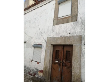 Moradia T3 para Venda em Alpalhão