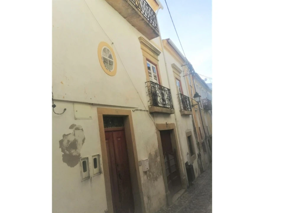 Moradia T5 para Venda em Santa Maria da Devesa Foto 3