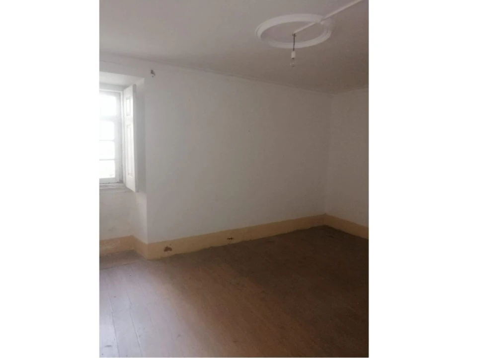 Moradia T5 para Venda em Santa Maria da Devesa Foto 19