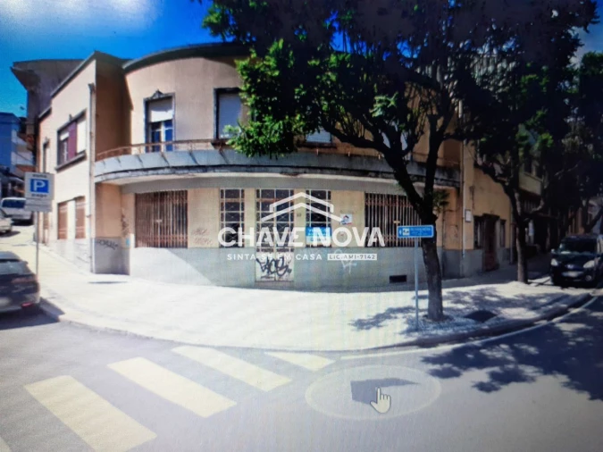 Terreno P/ Prédio para Venda em São João da Madeira Foto 2