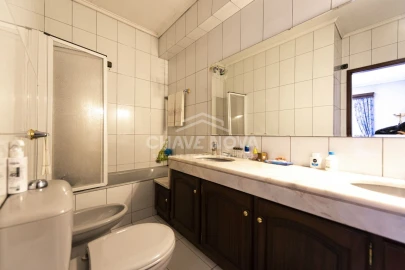 Moradia T3 para Venda em Mozelos