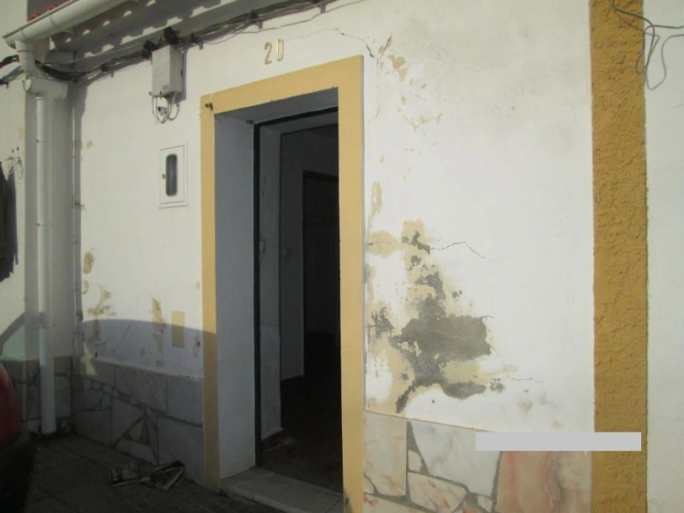 Moradia T2 para Venda em Caia, São Pedro e Alcáçova Foto 1