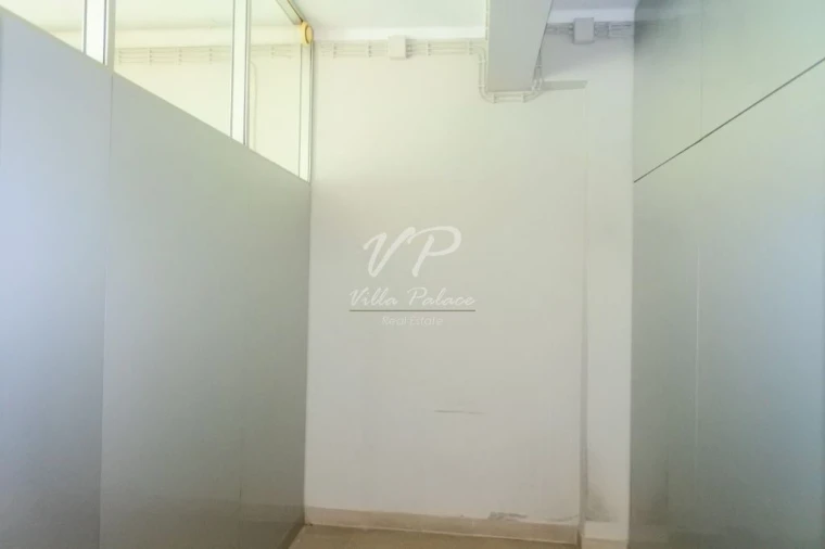 Loja para Venda em Santo António dos Cavaleiros e Frielas Foto 7