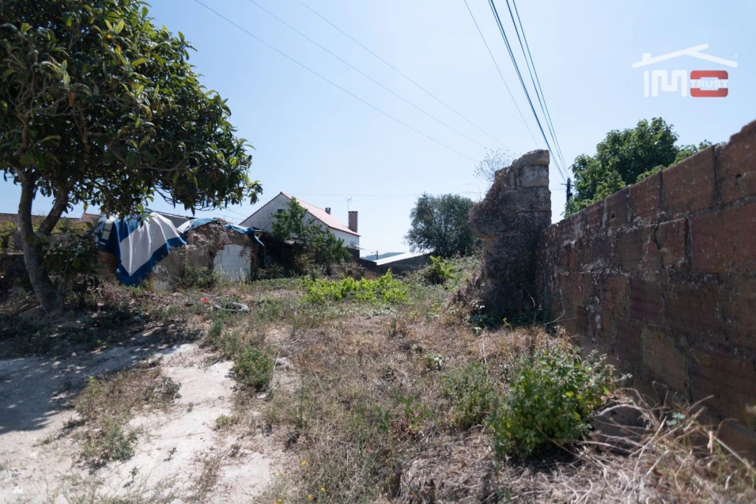 Moradia T2 para Venda em Nossa Senhora da Piedade Foto 3