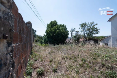 Moradia T2 para Venda em Nossa Senhora da Piedade