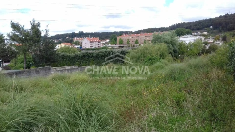 Terreno para Venda em Canelas