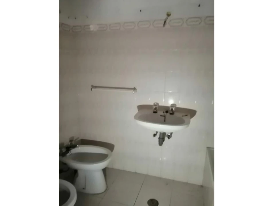 Moradia T1 para Venda em Santa Maria da Devesa Foto 9