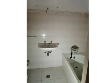 Moradia T1 para Venda em Santa Maria da Devesa