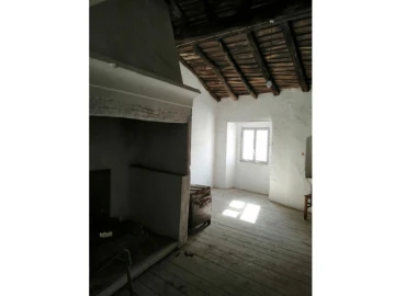 Moradia T1 para Venda em Santa Maria da Devesa