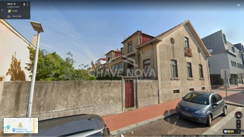 Moradia T8 para Venda em Espinho