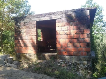 Terreno Misto para Venda em Louredo