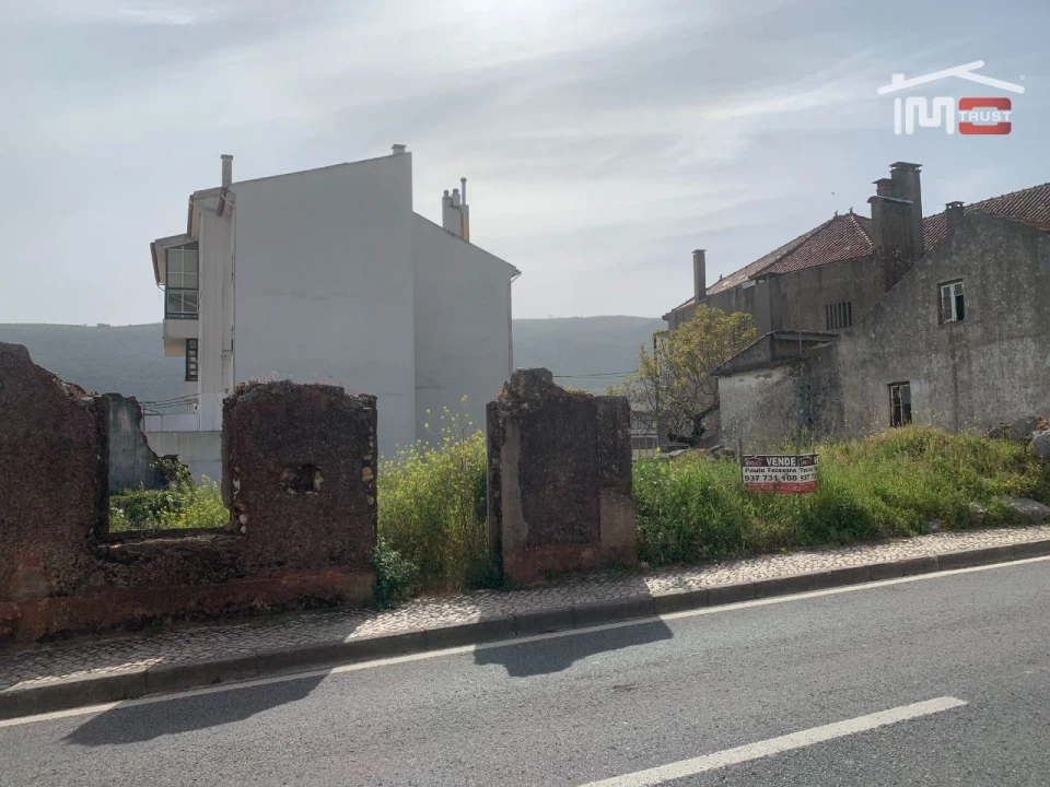 Terreno P/ Prédio para Venda em Mira de Aire Foto 2