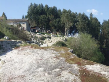 Terreno P/ Prédio para Venda em Povoa de Lanhoso (N. Senhora do Amparo)