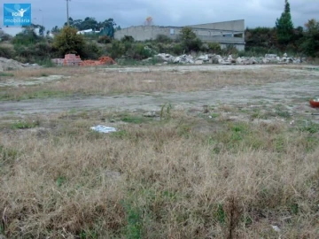 Terreno Comércio / Armazém para Venda em Taide