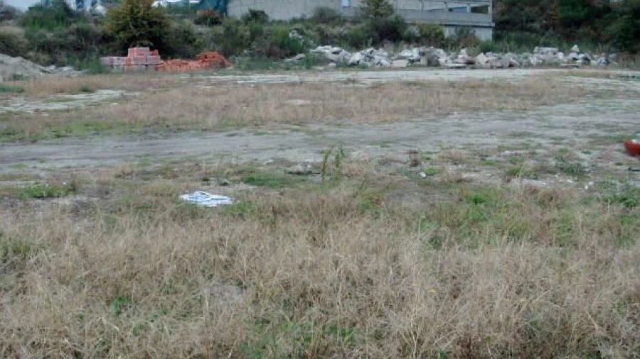 Terreno Comércio / Armazém para Venda em Taide