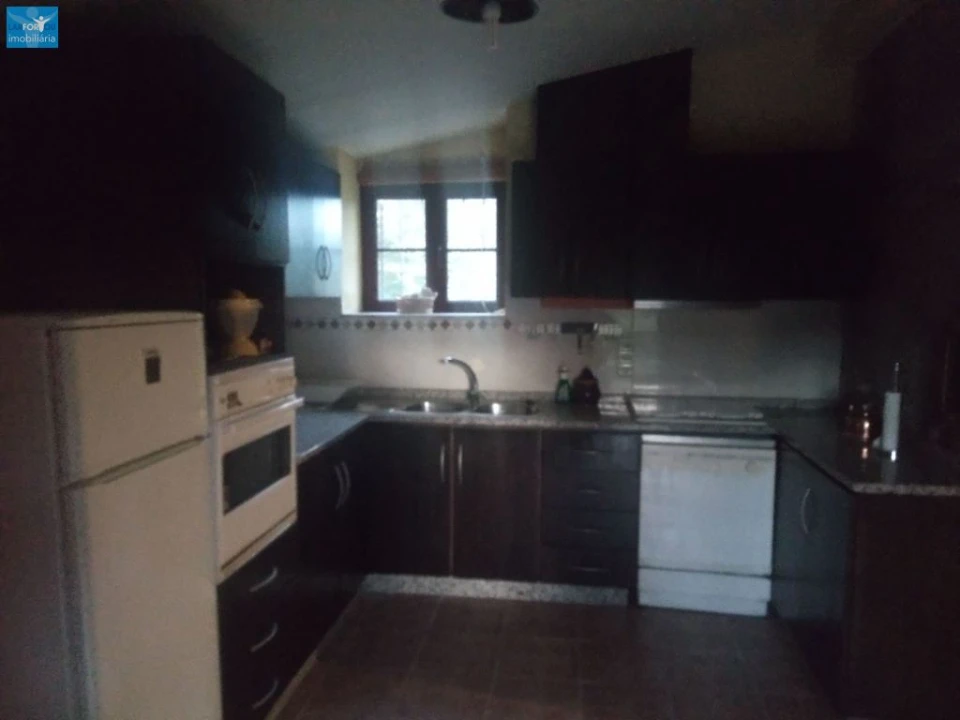 Moradia T4 para Venda em Fonte Arcada e Oliveira Foto 20