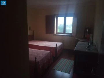 Moradia T4 para Venda em Fonte Arcada e Oliveira